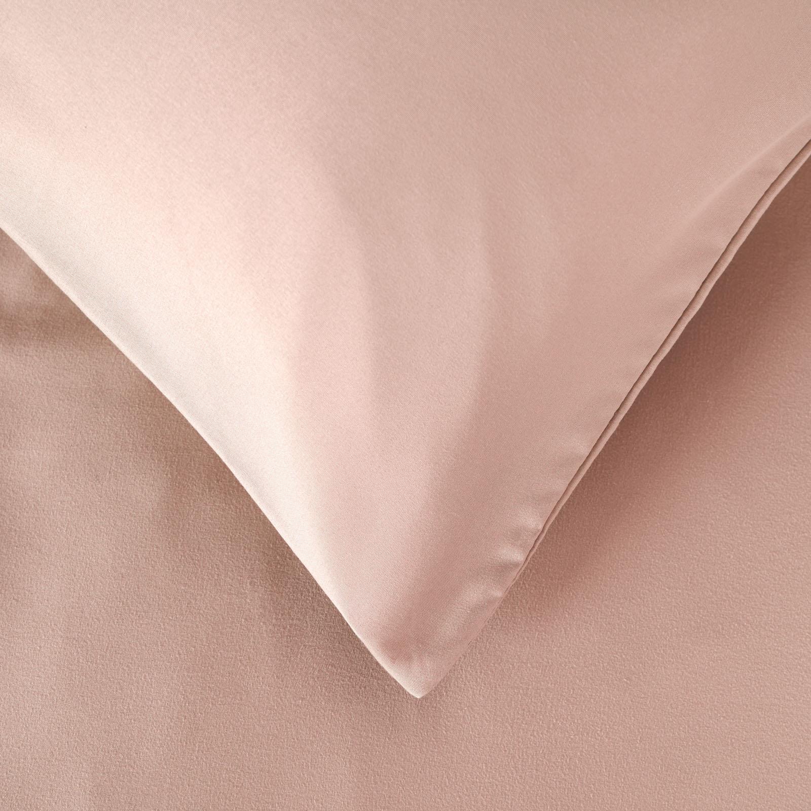 Minimalist Bedroom Ideas with Plain Dyed Quilt Cover Sets
