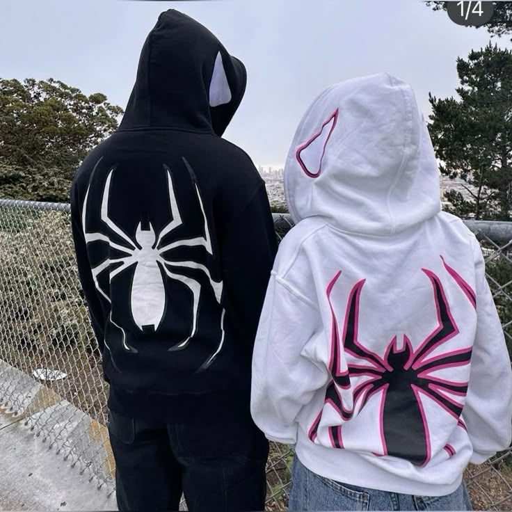 Sp5der Hoodie: Redefining Boldness in Modern Streetwear